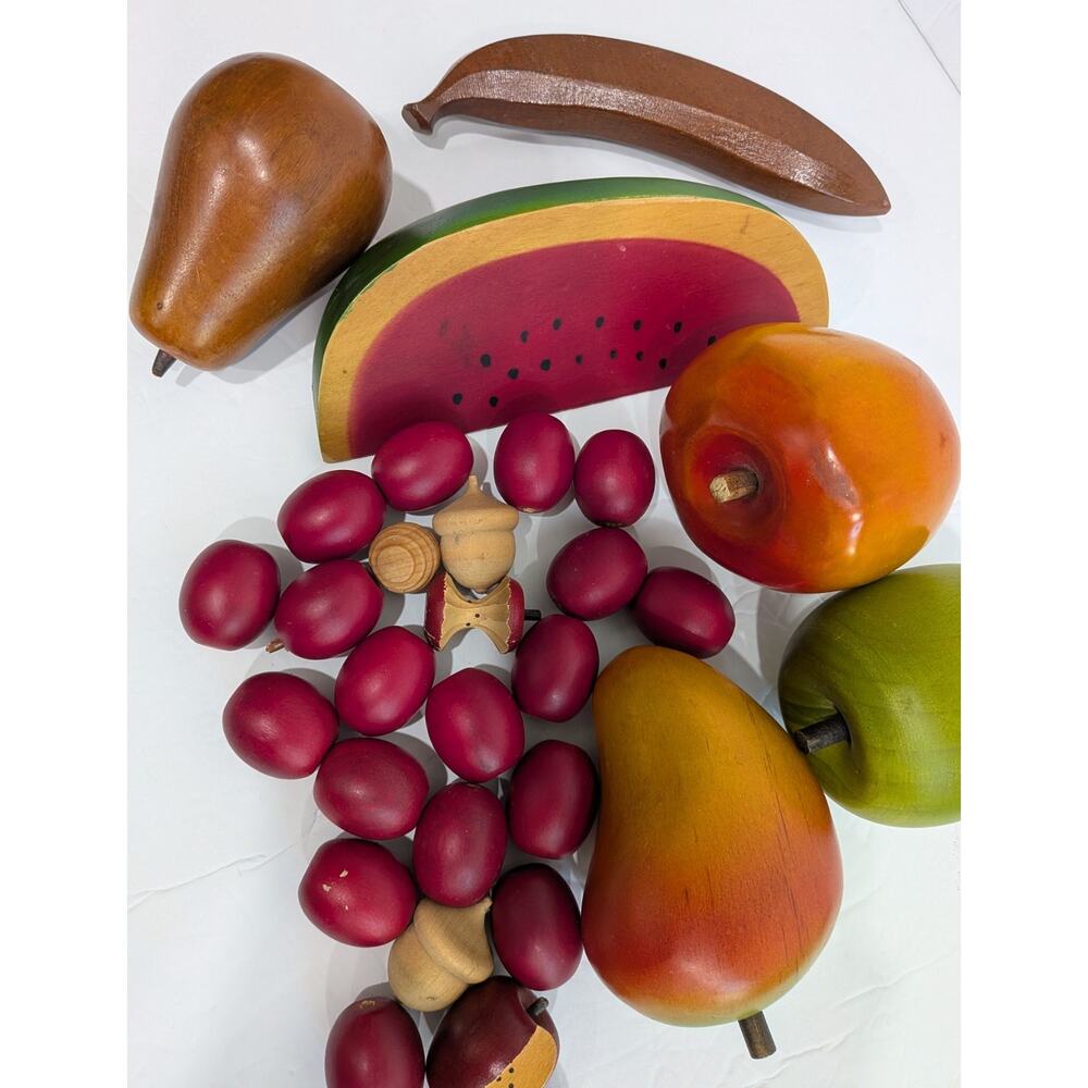 Vintage Wooden Fruit Lot Of 28 Realistic MCM Decor Hand Painted Beautiful